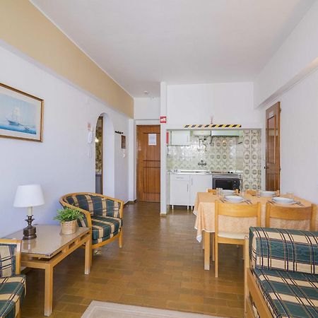 Rosamar Apartamentos Armacao de Pera Phòng bức ảnh